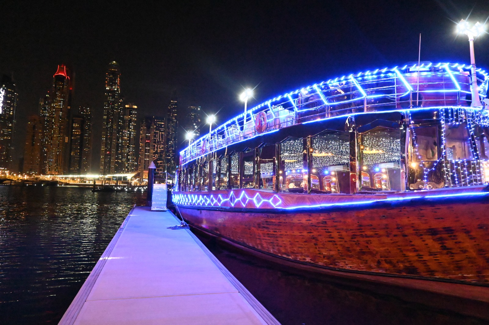 Dhow Cruise Dubai Marina
